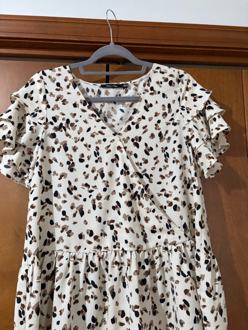 Doe & Rae Cream Leopard Print Blouse